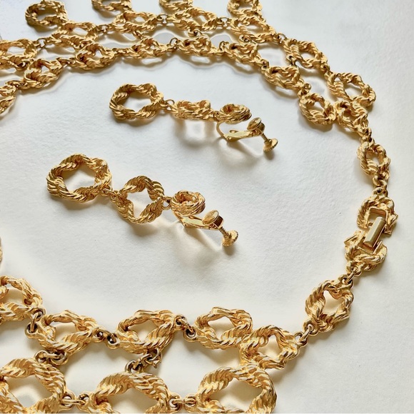 SOLD - Picture 4 of 8